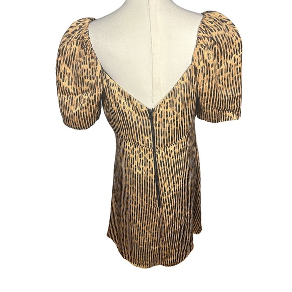Alice + Olivia Animal Print Mini Dress Puff Sleeve Sz 12  Leopard print - Picture 3 of 6